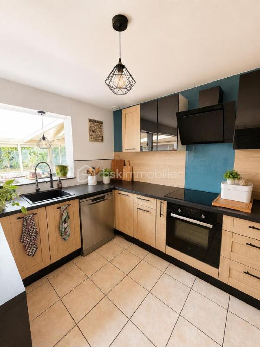 Vente Maison Maison plain-pied 100 m² 4 chambres à vendre - Terrain 1100 m² avec piscine Gisors