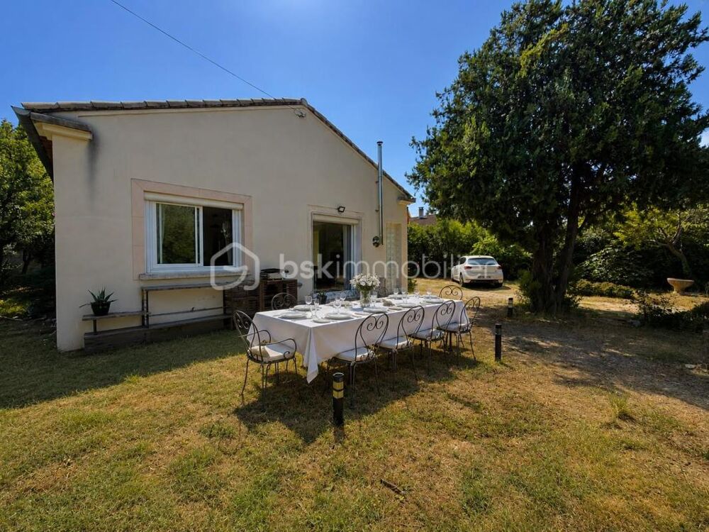 Orange  Maison de plain-pied entièrement rénovée avec jardin arboré et fort potentiel d'évolution
