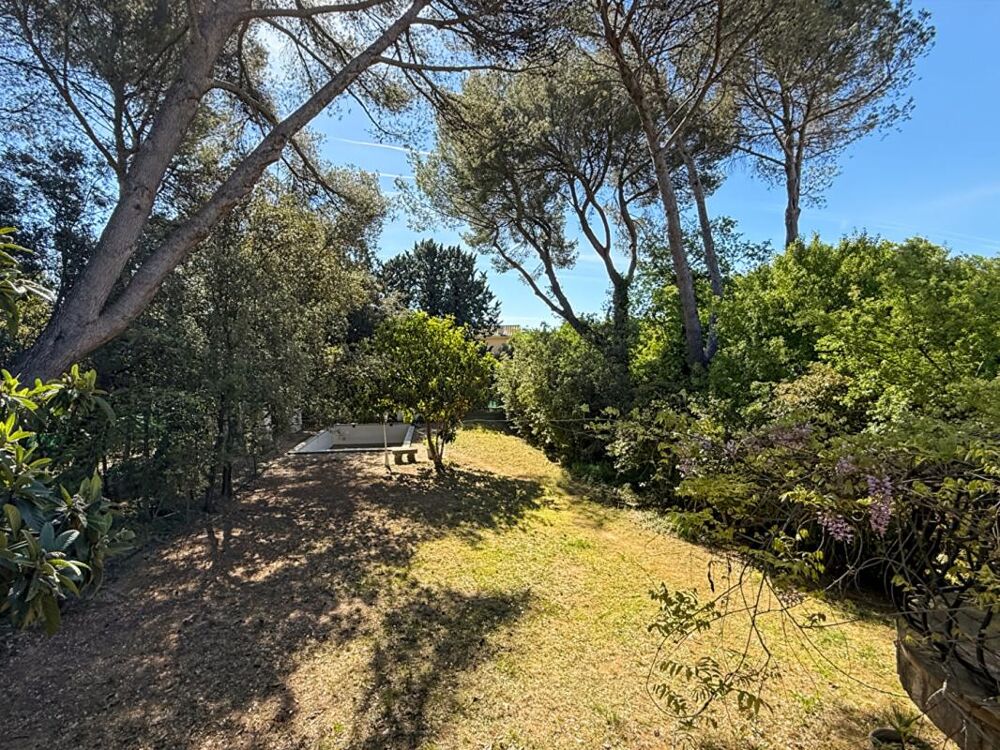 À vendre propriété à Carpentras avec piscine et gîtes