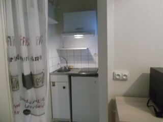  Appartement à louer 1 pièce 27 m²