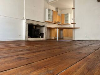 Appartement à louer 4 pièces 100 m²