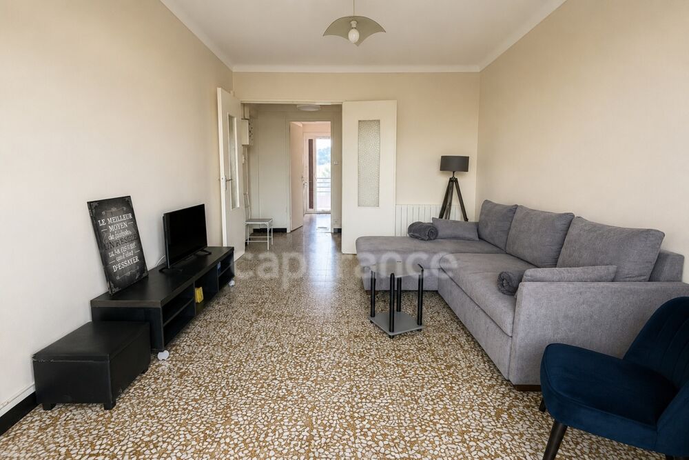 AJACCIO (20), appartement T4, proche centre ville, au sein d'une résidence avec parking, vue dégagée, cave