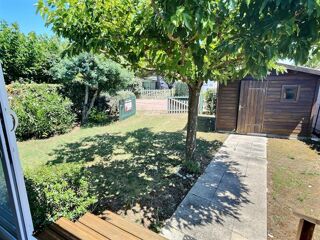  Terrain à vendre 4 pièces 215 m²