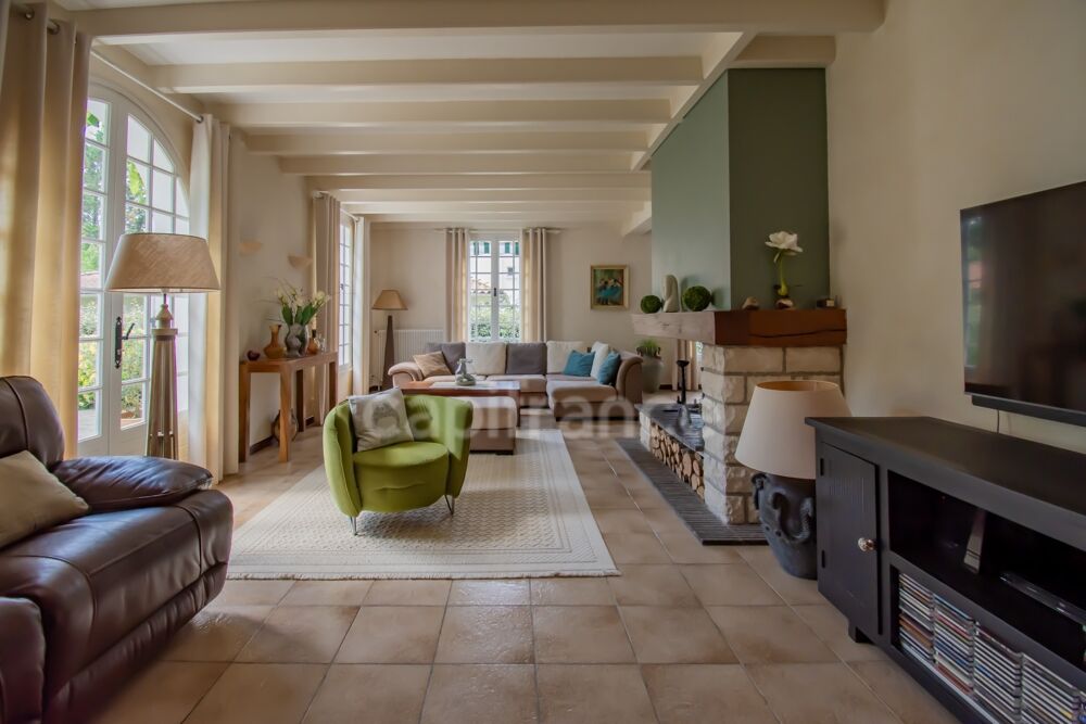 Vente Maison MÉDIS - PROPRIÉTÉ DE CHARME AVEC PISCINE Medis