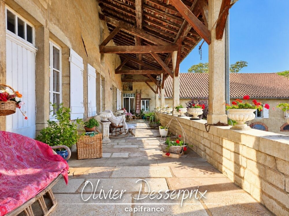 Vente Maison Maison à vendre 7 pièces PERONNE (71) Peronne