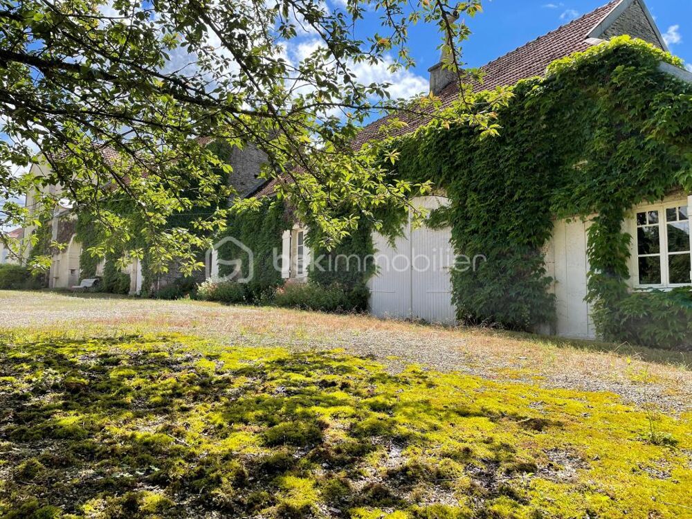 Vente Propriété/Château Maison de caractère - 6 pièces Montmoyen
