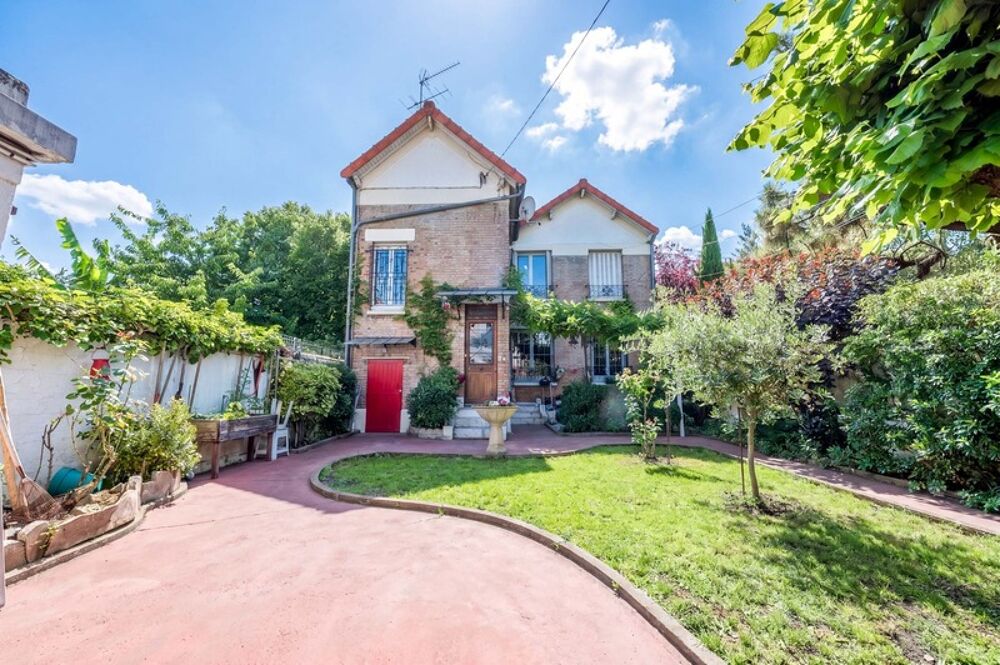 93350 LE BOURGET  MAISON 5 PIÈCES  83,51 M² CARREZ / 119,49 M² AU SOL  JARDIN/COUR DE 205 M²  PROCHE TRANSPORTS