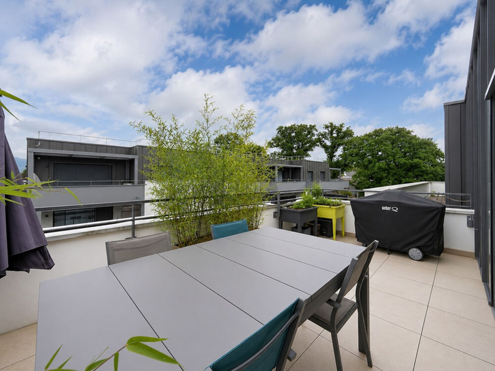 à vendre  Appartement Ornex (01210)
