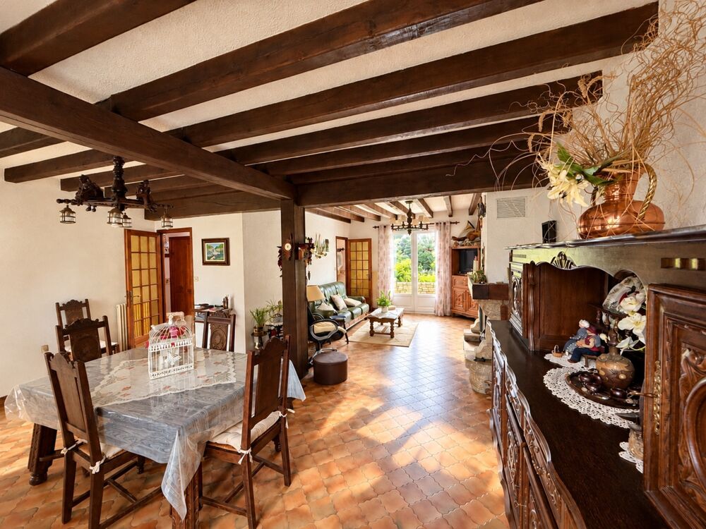 Vente Maison Saint-Caradec – Une propriété d'exception au cœur de la nature, sur près de 1,5 hectare Saint caradec
