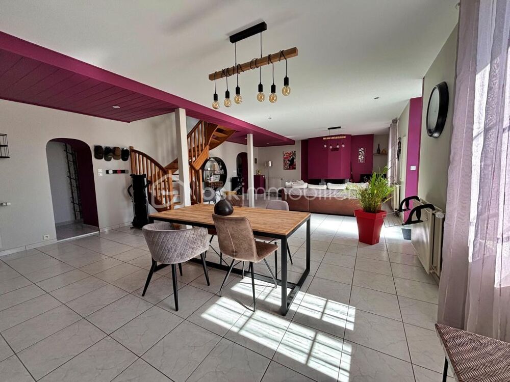 Découvrez le charme d'une maison spacieuse
