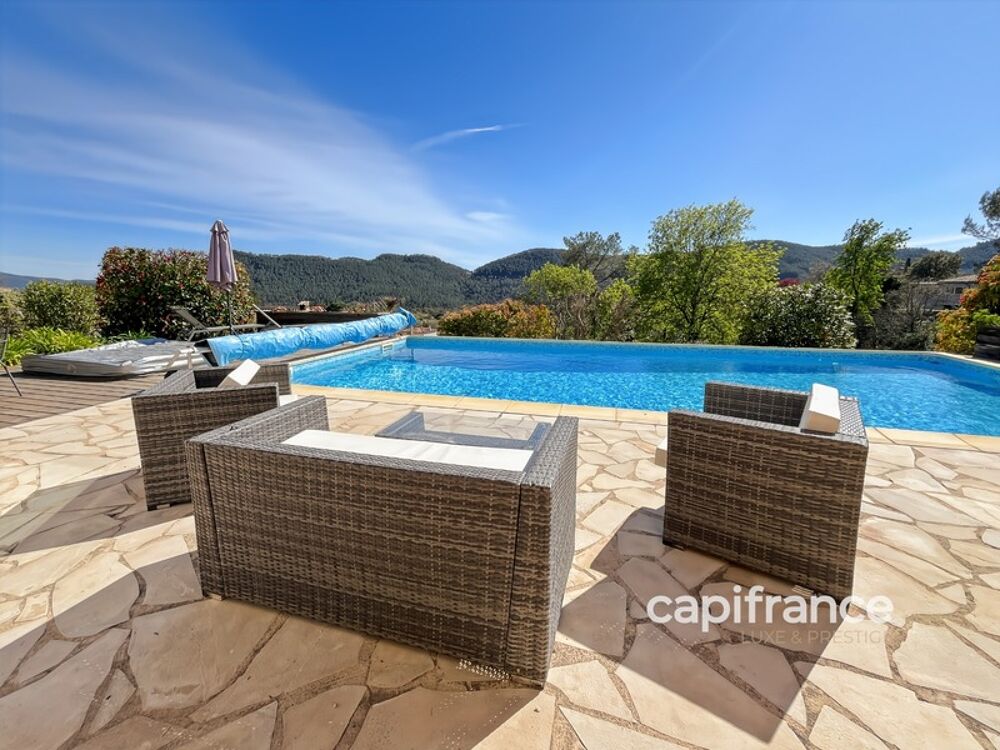 � vendre  Villa Bagnols-en-For�t (83600)