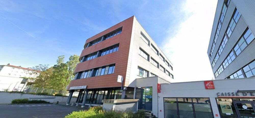   À Louer : Bureau de 140 m² à Besançon Temis 