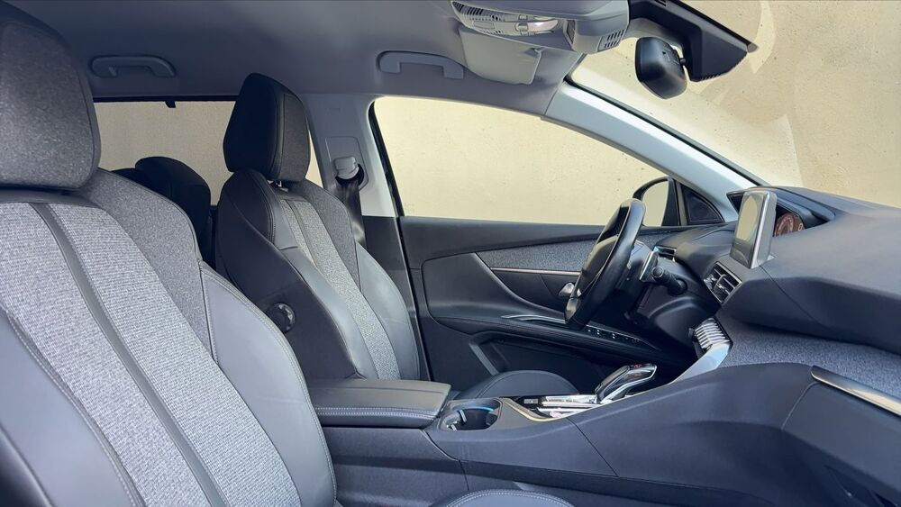 5008 II 1.2 PureTech 130 EAT8 Allure - 7 places Automatique 2019 occasion 95870 Bezons