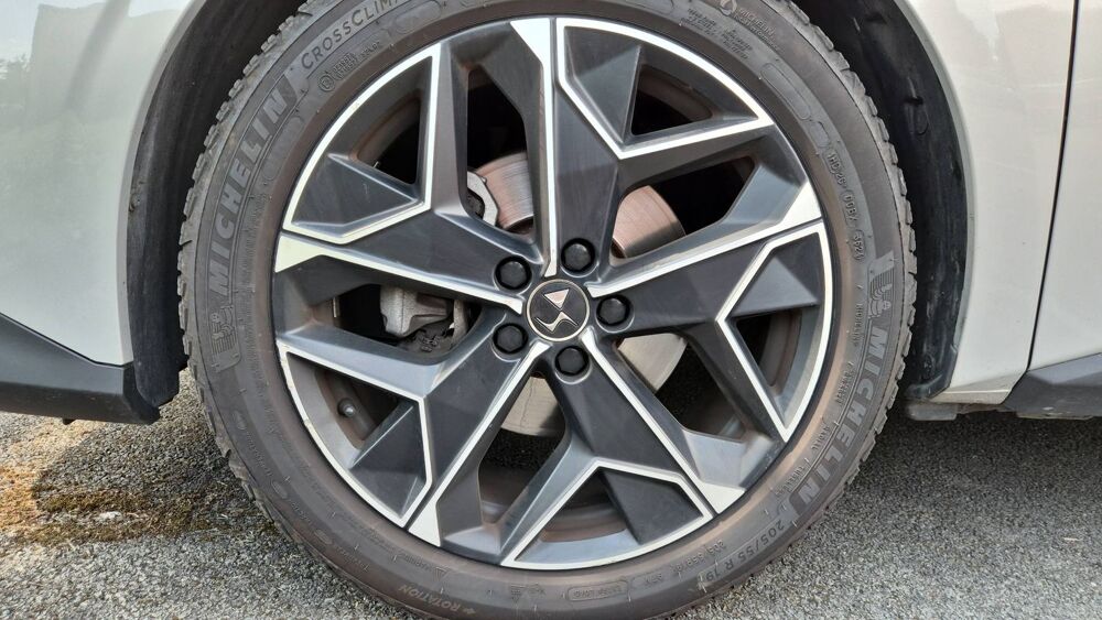 DS4 1.5 BlueHDi 130 EAT8 Cross Rivoli 2022 occasion 59650 Villeneuve D Ascq