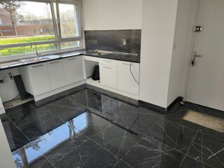  Appartement � vendre 5 pi�ces 84 m�