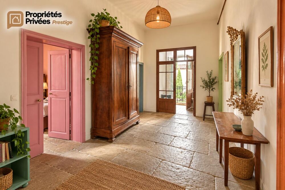 à vendre  Propriété/château Nîmes (30000)