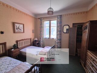  Maison  vendre 8 pices 321 m