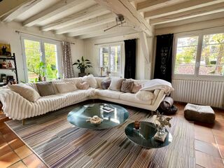  Maison � vendre 8 pi�ces 300 m�