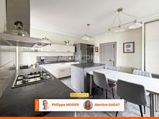  Maison à vendre 11 pièces 252 m²