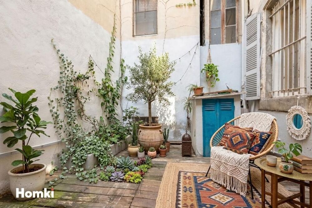 Appartement T3 de 57 m² à Marseille 13001, Rue d'Aubagne