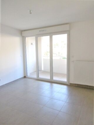  Appartement à louer 2 pièces 38 m²