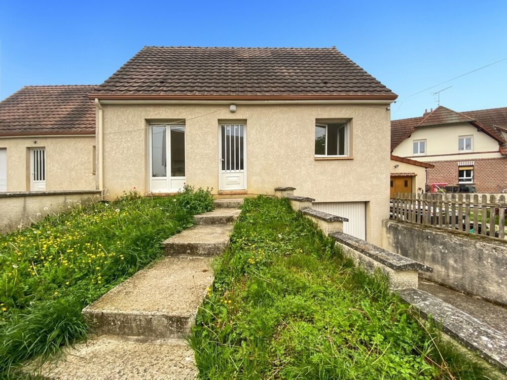 Maison 4 pièces 80 m² · à Charmes · 80 m² · 119 000 €