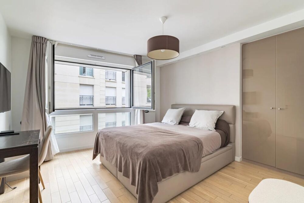 à vendre  Appartement Issy-les-Moulineaux (92130)