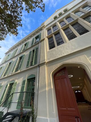  Parking / Garage � louer 