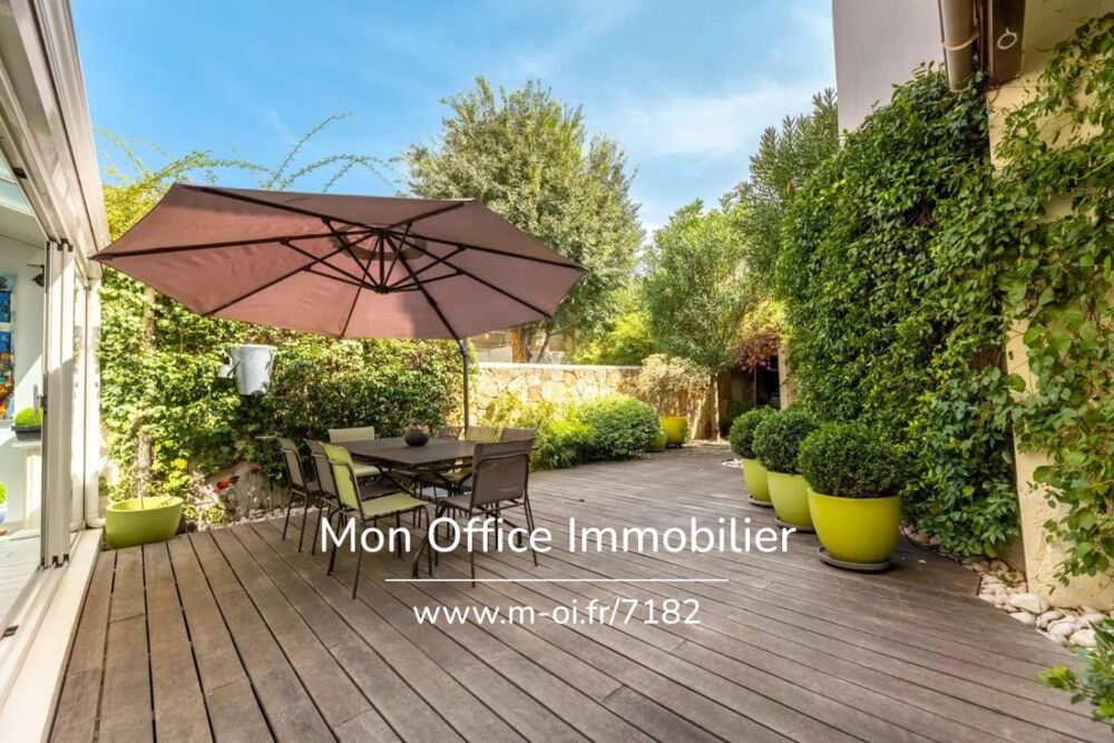 Référence : 7182-LLI. - Appartement au coeur dAix-en-Provence, garage, cave et jardin