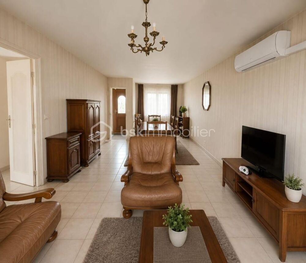 Maison 3 chambres avec pompe à chaleur, climatisation et jardin