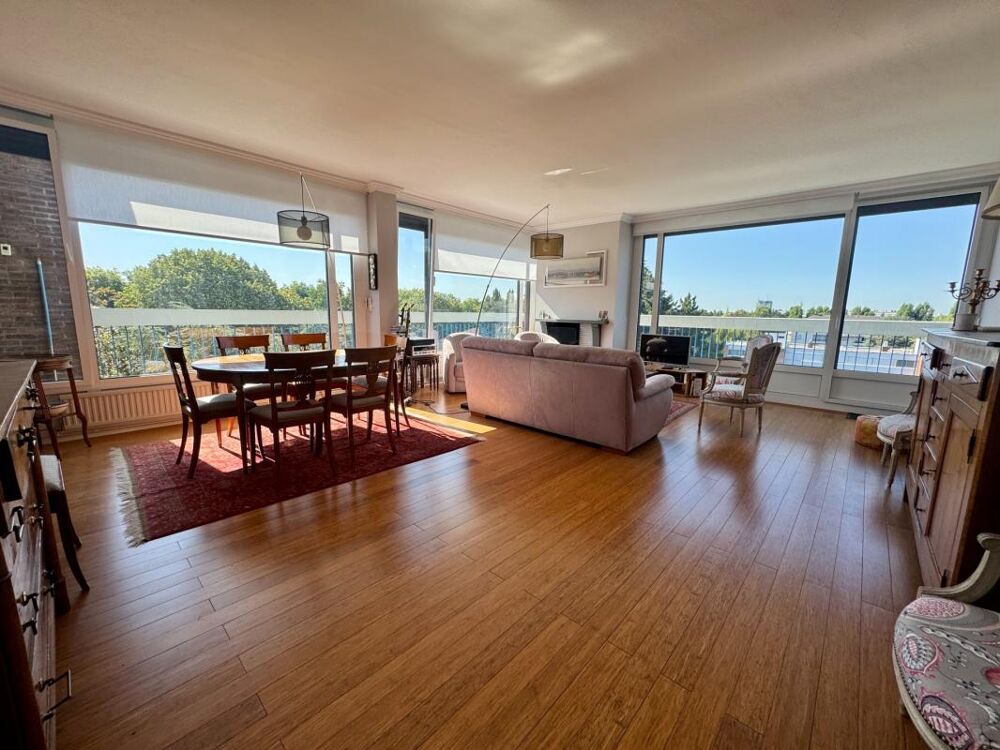 PARC BARBIEUX T5 159M² AVEC GRAND BALCON, CAVE, GARAGE + PARKINGS EN COLLECTIF
