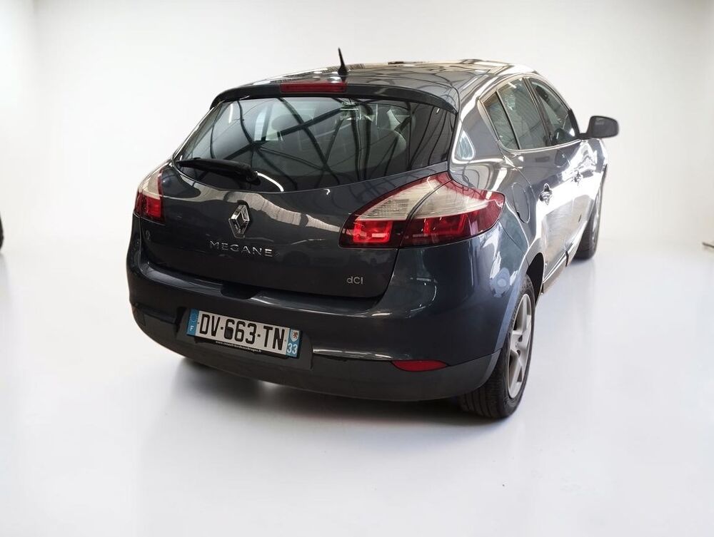 M&eacute;gane III 1.5 DCI 95 ENERGY 5P 2015 occasion 06640 Saint-Jeannet