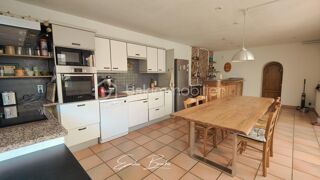  Proprit/chteau  vendre 10 pices 190 m