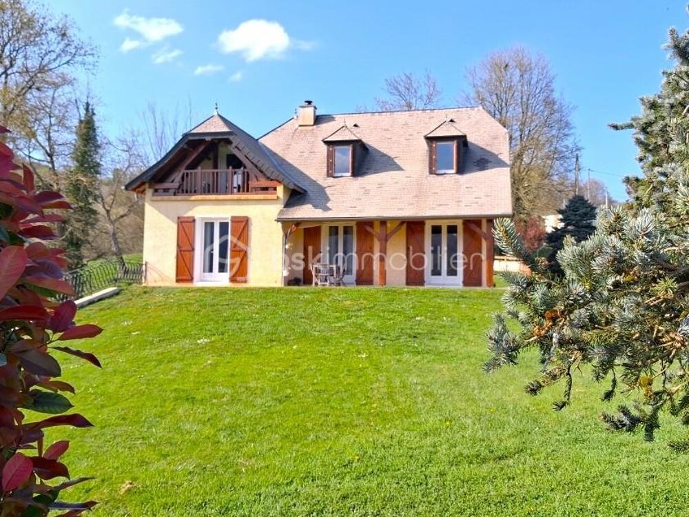 Vente Maison Maison avec une suite parentale, trois chambres et un sous-sol total Barcus