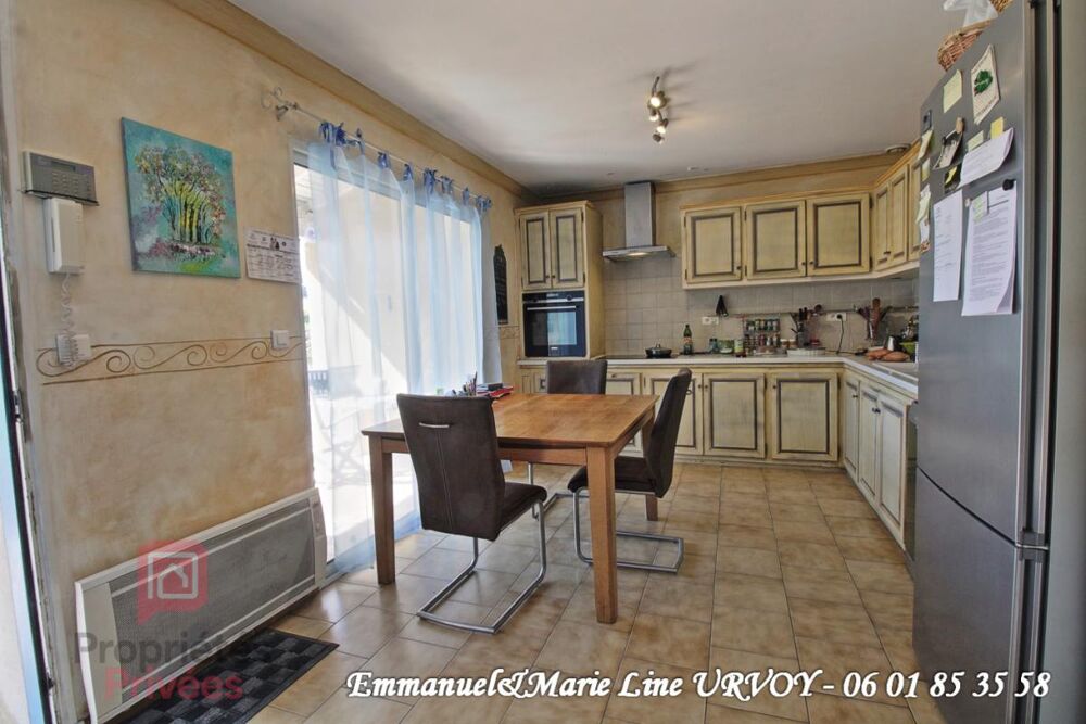 A VENDRE - GRAVESON: Maison de plain-pied avec garage et jardin