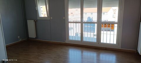  Studio de 27m2 à louer sur Saint-Julien-les-Villas Appartement - 1 pièce(s) - 27 m²