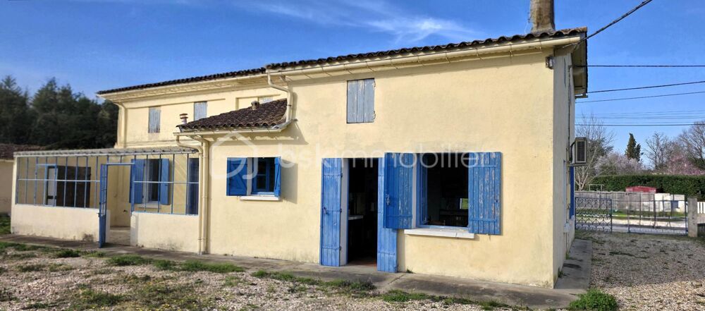 Maison habitable de suite 210 m²  terrain clos 1350 m² 