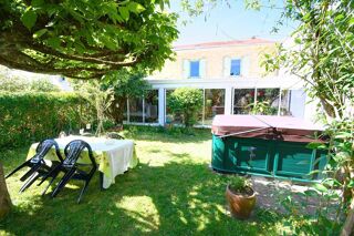  Maison à vendre 7 pièces 263 m²