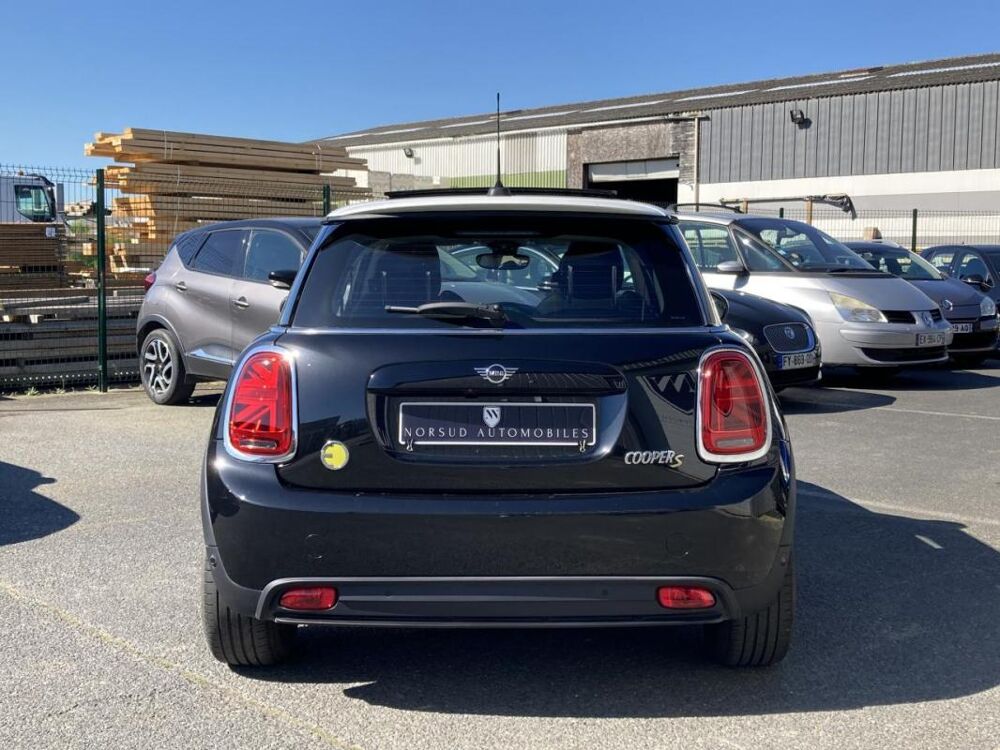 Cooper COOPER SE 184 CH - FINITION PREMIUM PLUS 1&egrave;re MAIN SUIVI 2023 occasion 14650 Carpiquet