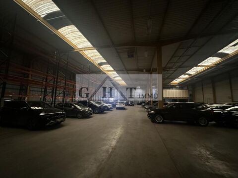 ENTREPOT A LOUER 2300m2 LOUVRES 22000 95380 Louvres