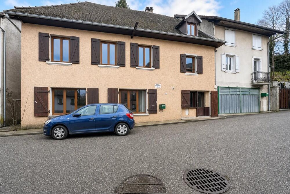 Vente Maison Maison de 4 pièces de 140 m² à Le Pont-de-Beauvoisin Le pont de beauvoisin