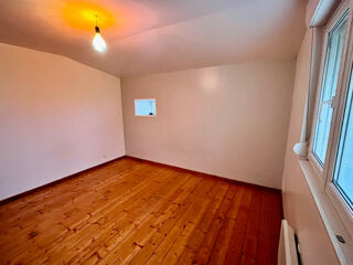  Immeuble � vendre 9 pi�ces 170 m�