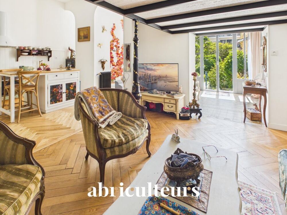 Vente Appartement Loft de caractère de 66 m² – Plein sud sur jardin – Palais niçois Nice