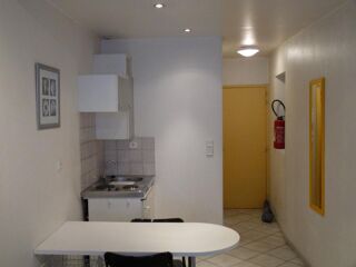  Appartement à louer 1 pièce 19 m²