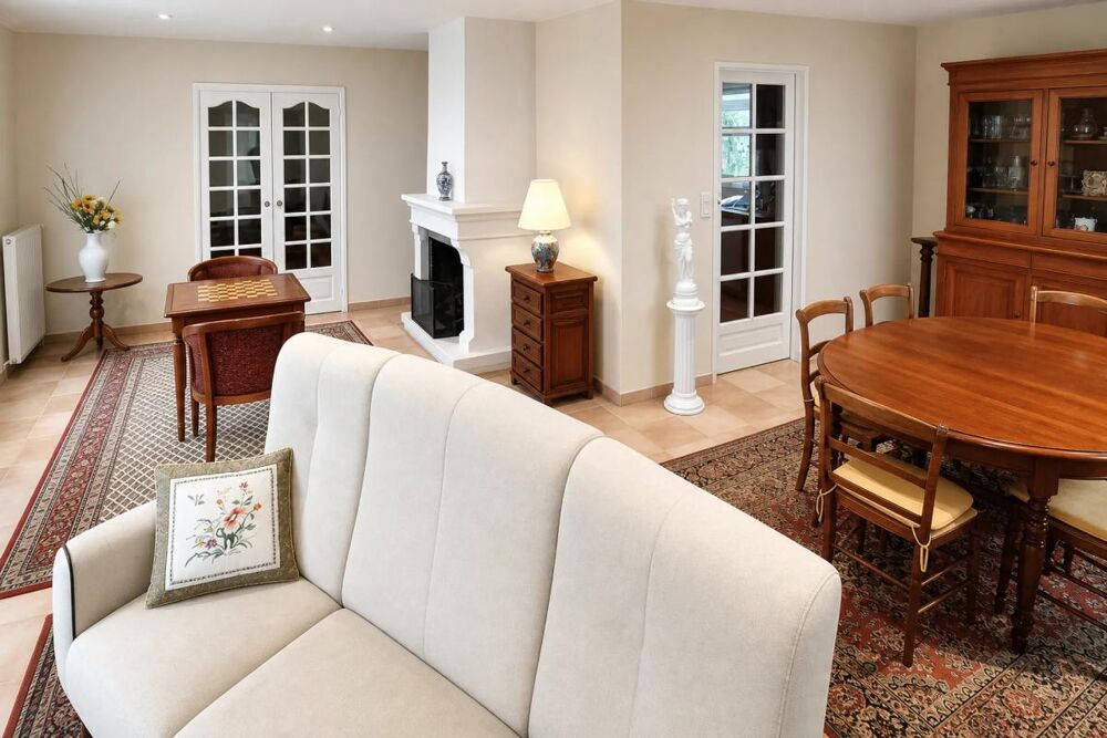 Vente Maison Charmante maison 4 pièces avec jardin à Saintes Saintes