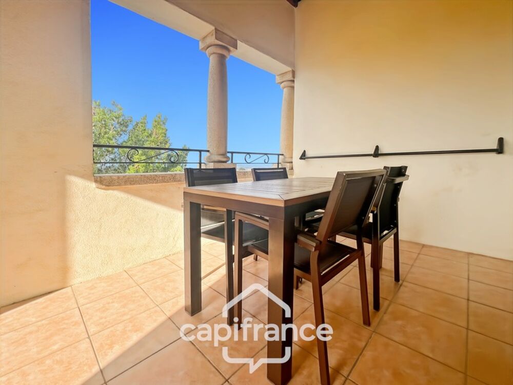 Domaine de Pont royal, spacieux et lumineux appartement de 40 m2,belle vue, localisé en angle, une chambre, grande loggia terra