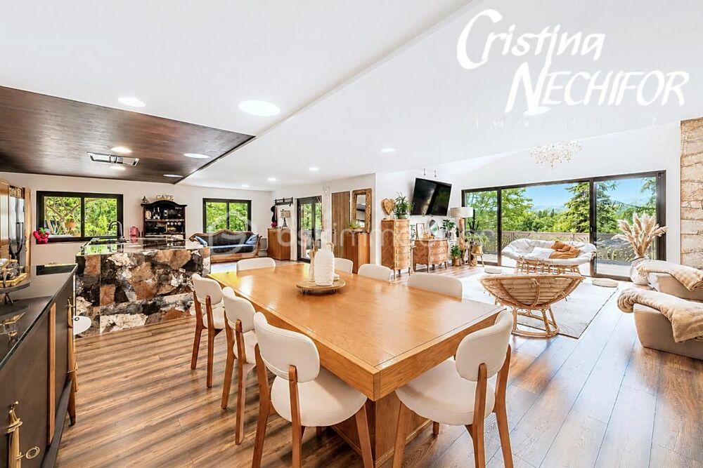 Propriété exceptionnelle  267 m² + dépendance 40 m²  calme absolu  aux portes de Chessy