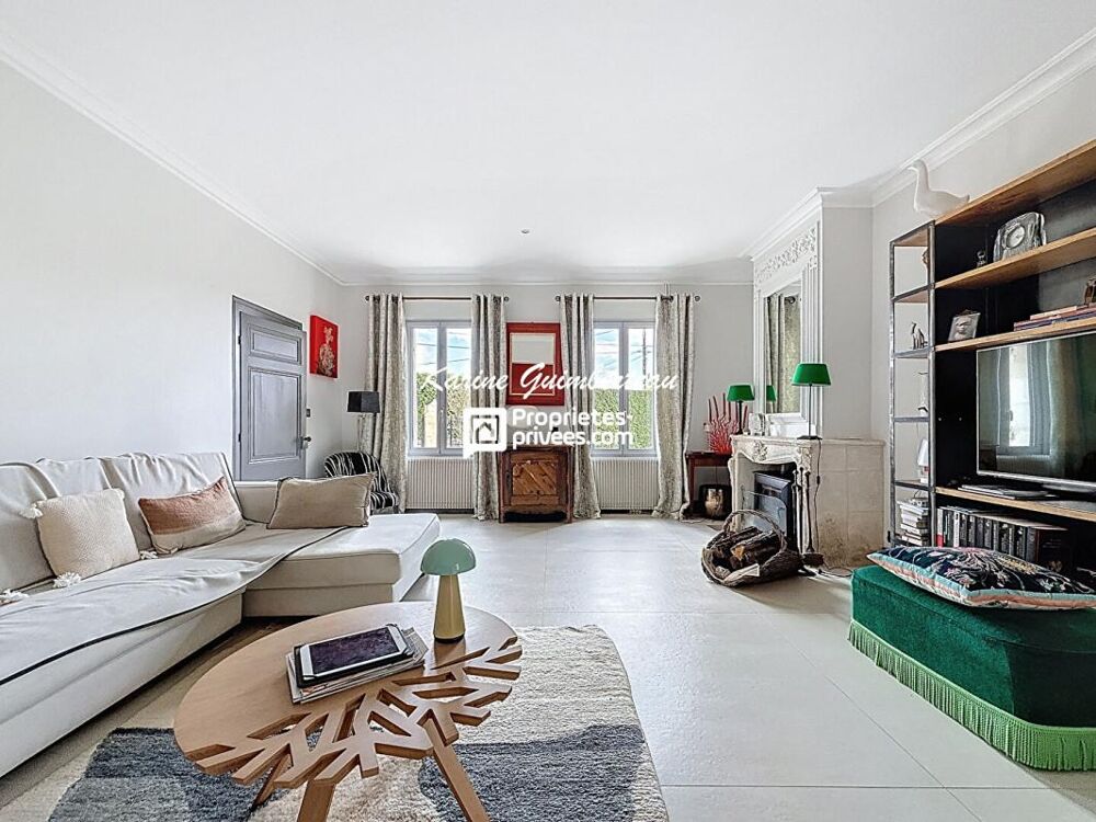 à vendre  Propriété/château Saint-Émilion (33330)