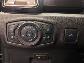 Ranger DOUBLE CABINE 2.0 ECOBLUE 213 BV10 WILDTRAK 2021 occasion 78200 Mantes La Jolie