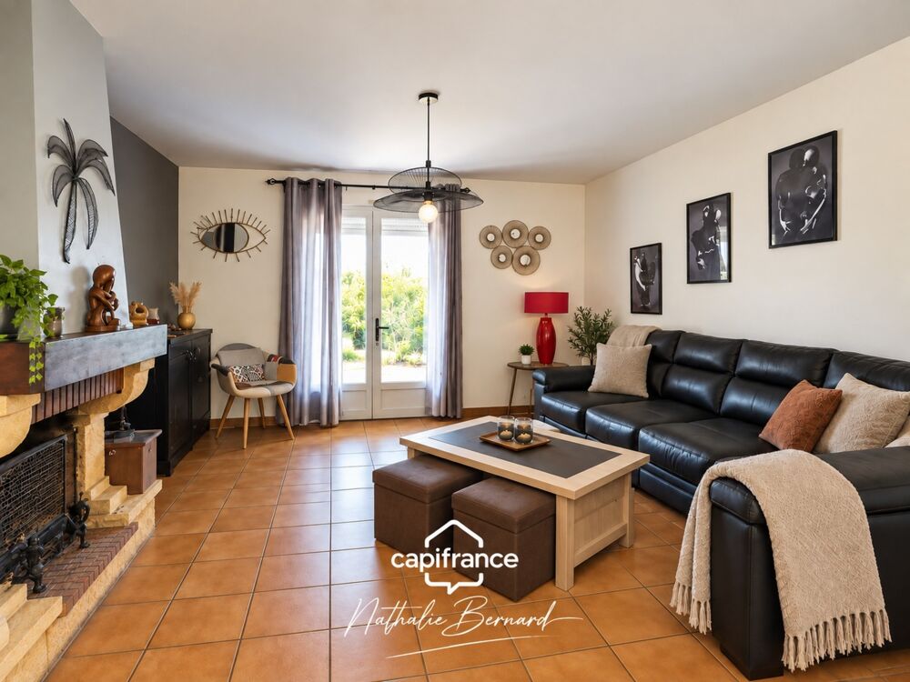 DOUZAINS  Maison 162 m² avec locataire en place  5 chambres  Terrain 5 918 m²